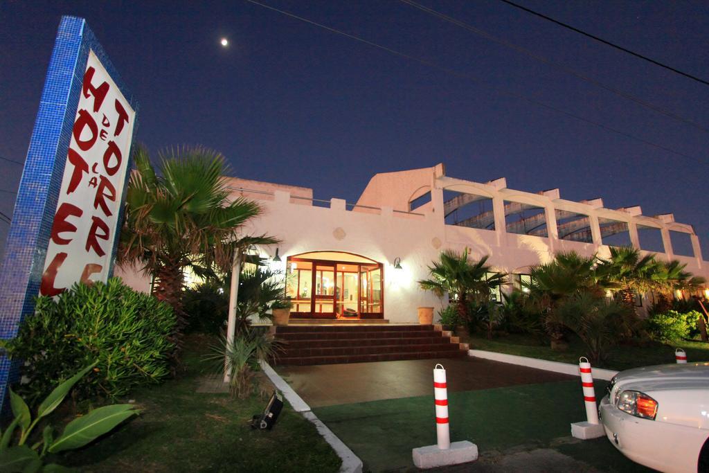 Hotel De La Torre La Paloma Esterno foto